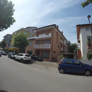 https://casa-del-gambero.hotelinveneto.com